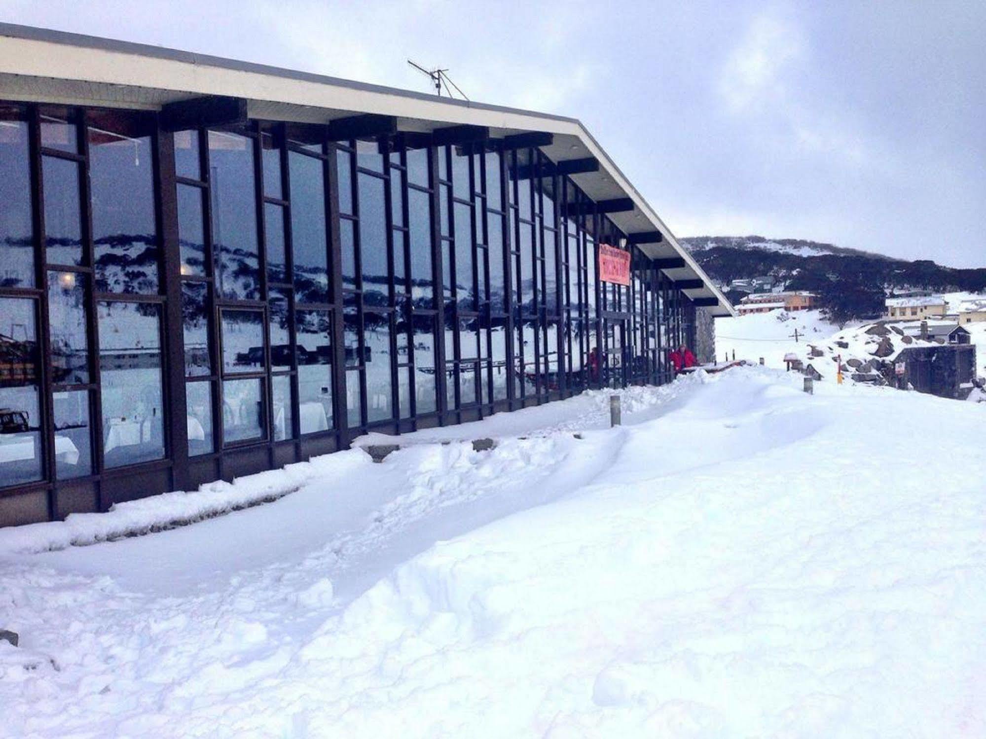 The Man From Snowy River Hotel Perisher Valley Exteriör bild